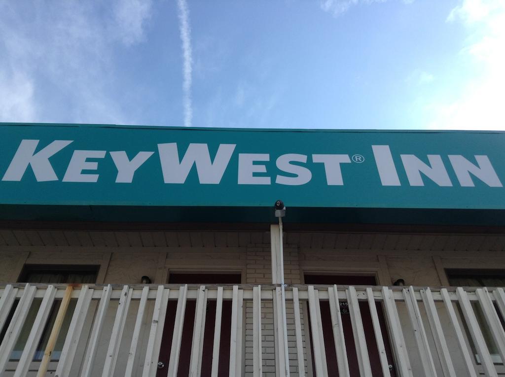 Key West Inn - Hobart Merrillville Dış mekan fotoğraf
